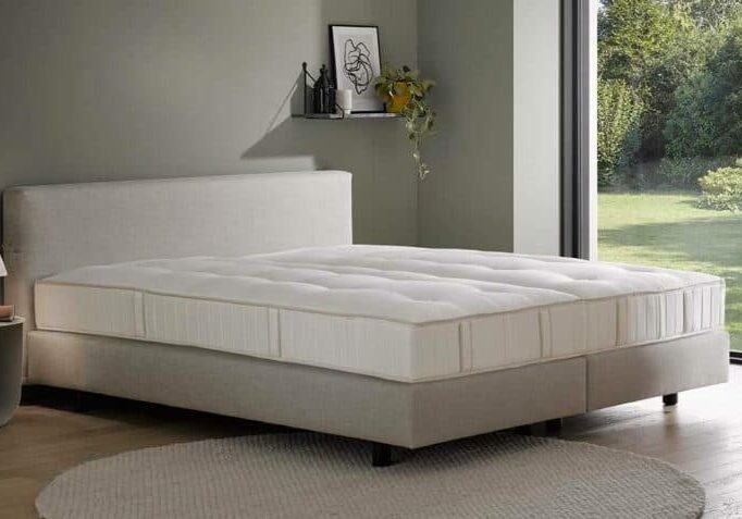 Schramm Limited Cube Bett
